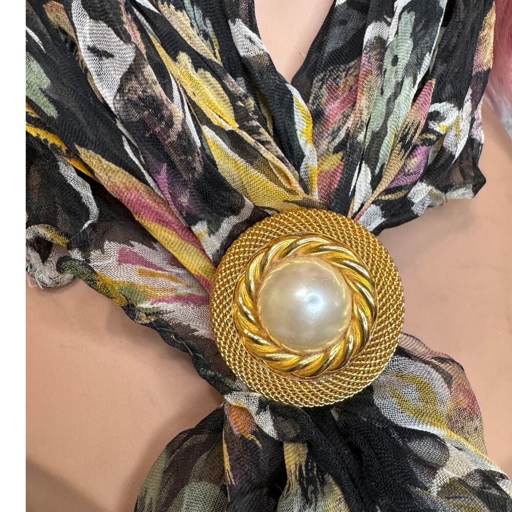 Vintage Round Faux Pearl Cabochon Scarf Clip - Picture 2 of 5